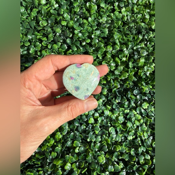 Ruby in Fuchsite Heart - Picture 3 of 5